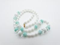 Vintage 50s Czech Fresh White and Mint Green Glass Bead Necklace 69cms