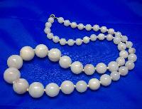 Vintage 50s Chunky Cream Marble Effect Plastic Lucite Bead Necklace