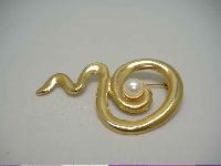 Vintage 80s Gold Swirl Squiggle Brooch with Faux Pearl